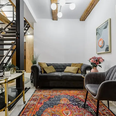 Cozy On Piotrkowska Street In Apartment Lodz (Lodz)